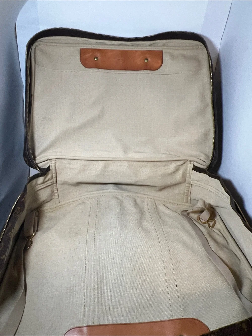 Louis Vuitton Sirius Travel Bag 45